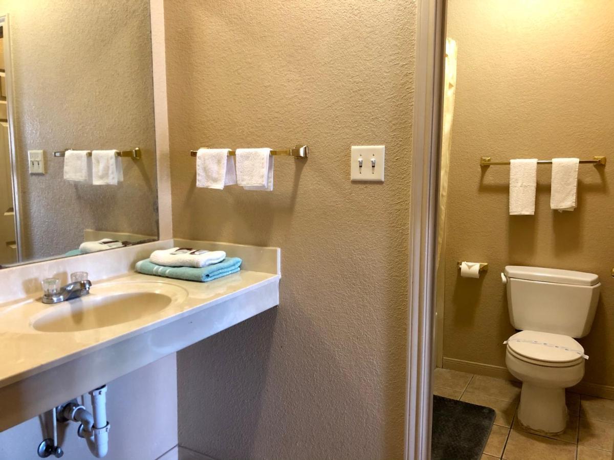 Lone Star Inn & Suites Килин Экстерьер фото